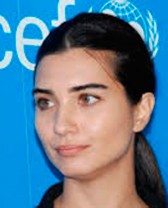 UNICEF İyi Niyet Elçisi Tuba Büyüküstün